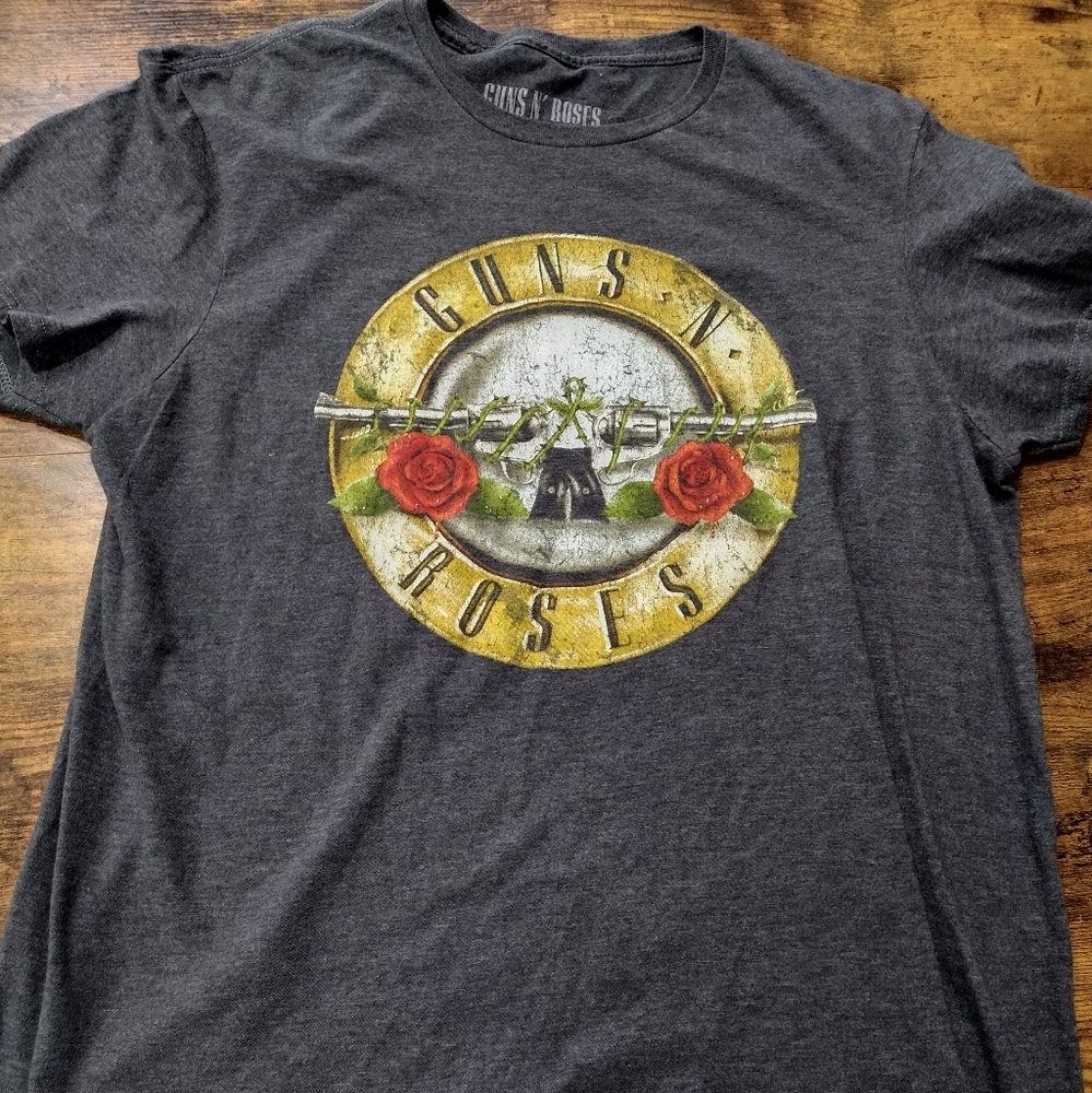 Gun's N Roses Large Shirt